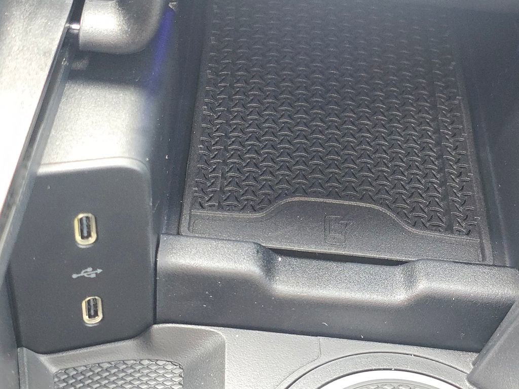 New 2026 Mercedes-Benz E 350 4MATIC Sedan image 32