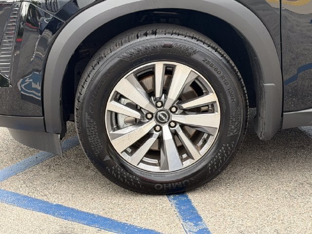 Certified 2026 Nissan Pathfinder SL FWD image 13