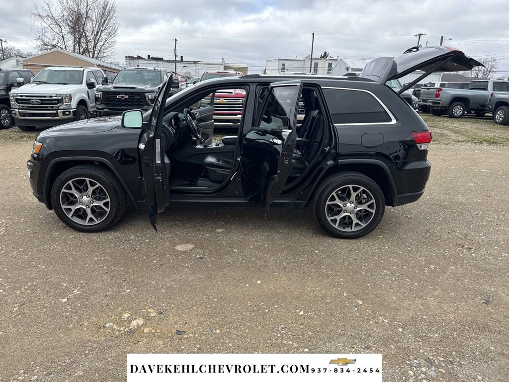 Used 2020 Jeep Grand Cherokee Limited w/ Luxury Group II image 27