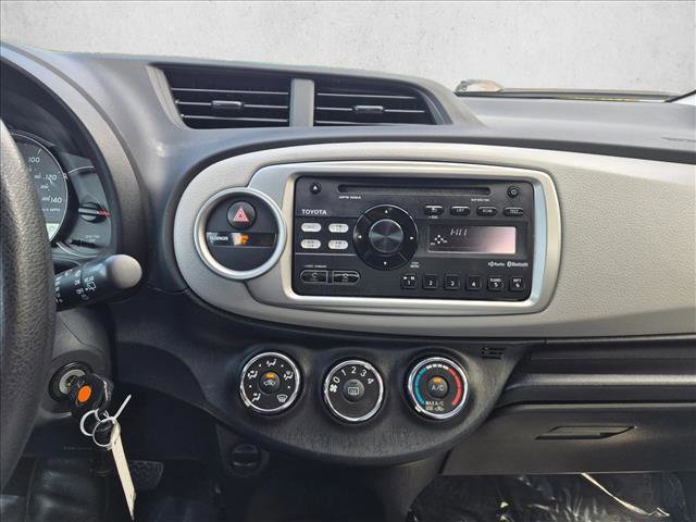 Used 2014 Toyota Yaris LE FWD image 13