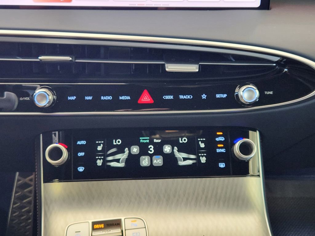 New 2026 Genesis GV70 2.5T Sport Prestige AWD/4WD image 14
