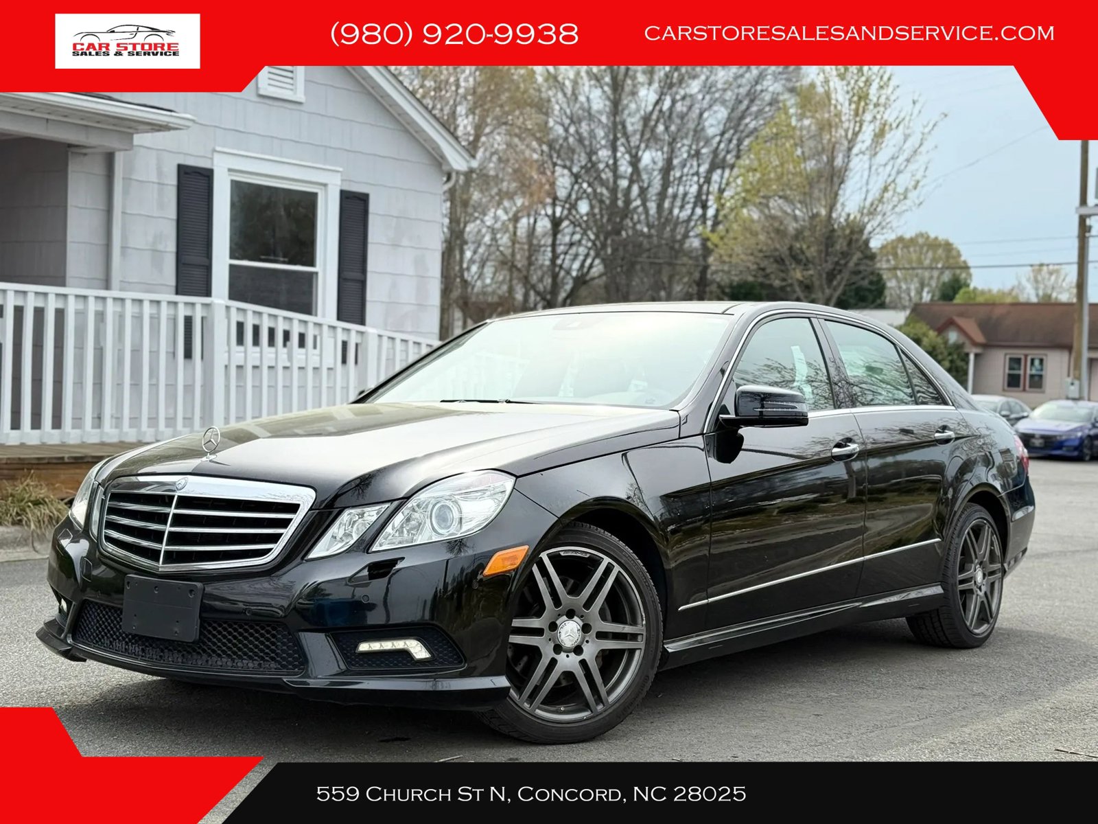 Used 2010 Mercedes-Benz E 350 4MATIC Sedan image 1