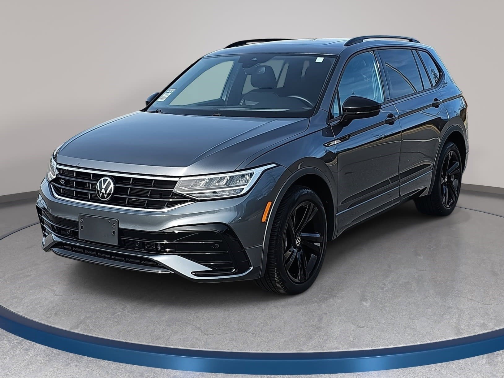 Used 2024 Volkswagen Tiguan SE R-Line