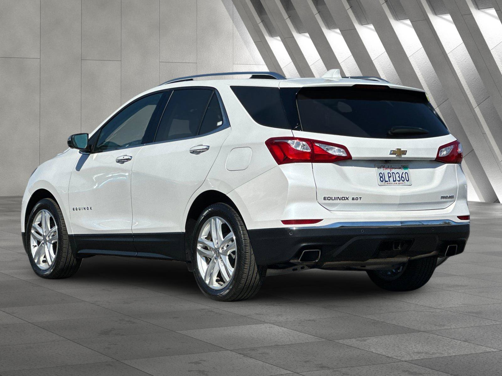 Used 2020 Chevrolet Equinox Premier FWD image 6