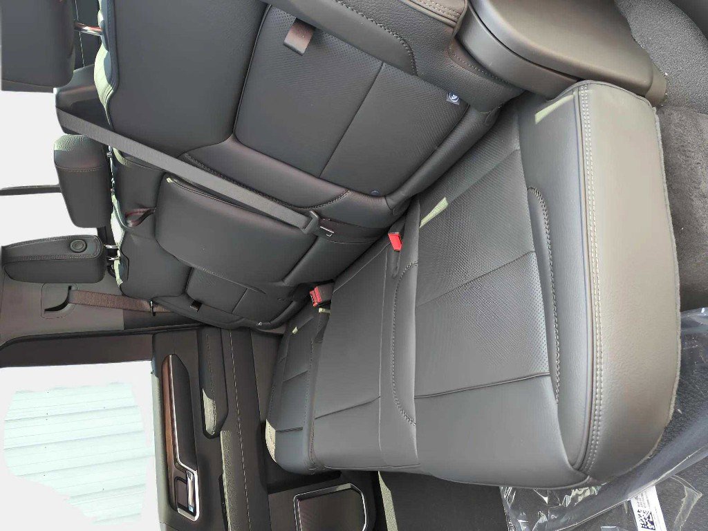 New 2025 GMC Sierra 2500 Denali w/ Denali Reserve Package image 17