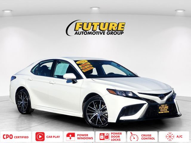 Certified 2024 Toyota Camry SE image 1