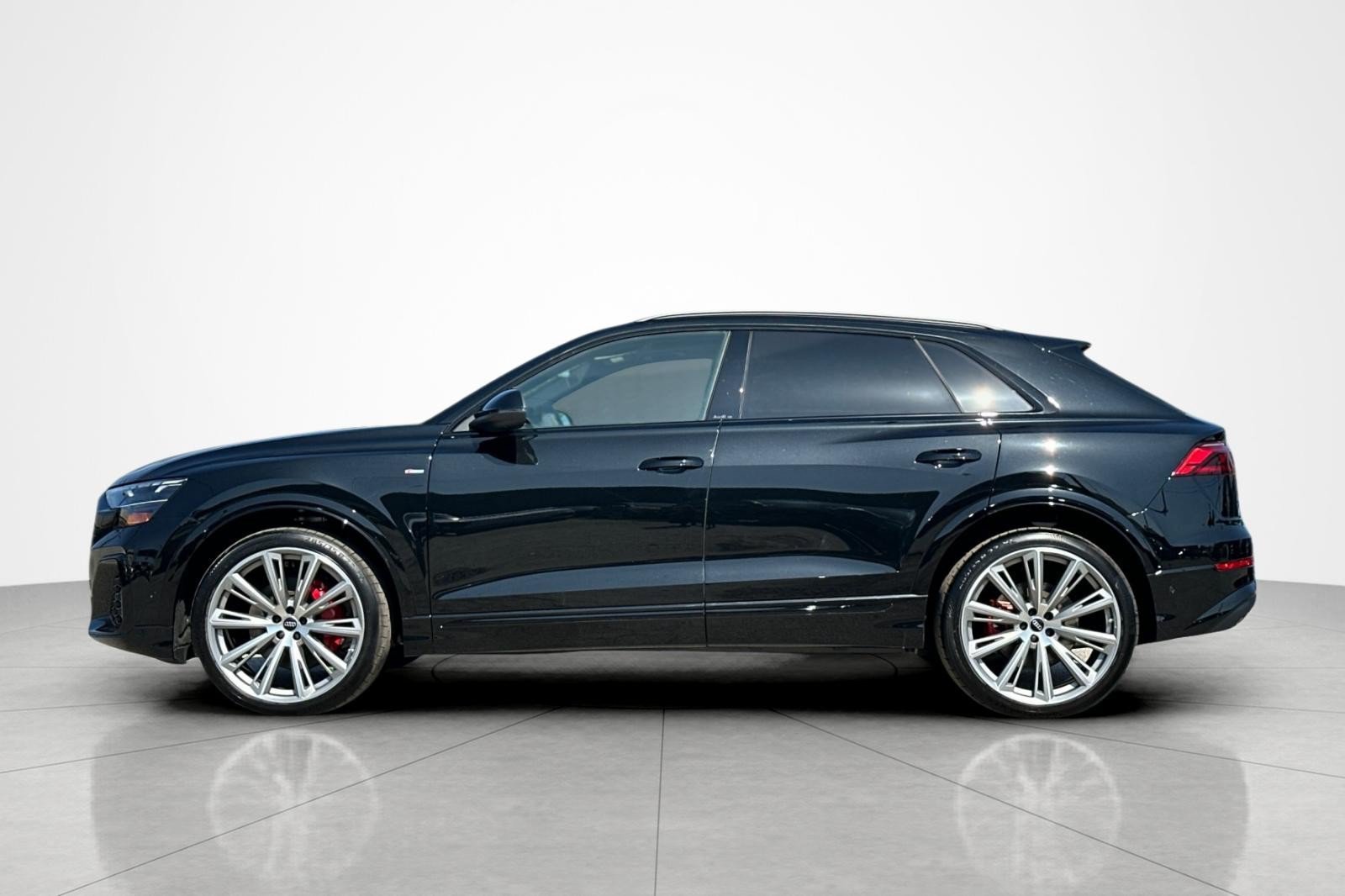 New 2026 Audi Q8 Prestige AWD/4WD image 3