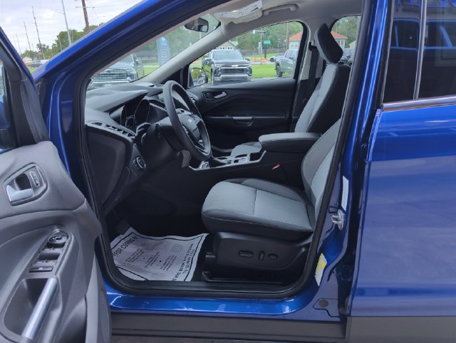 Used 2018 Ford Escape SE w/ SE Sync 3 Package FWD image 10