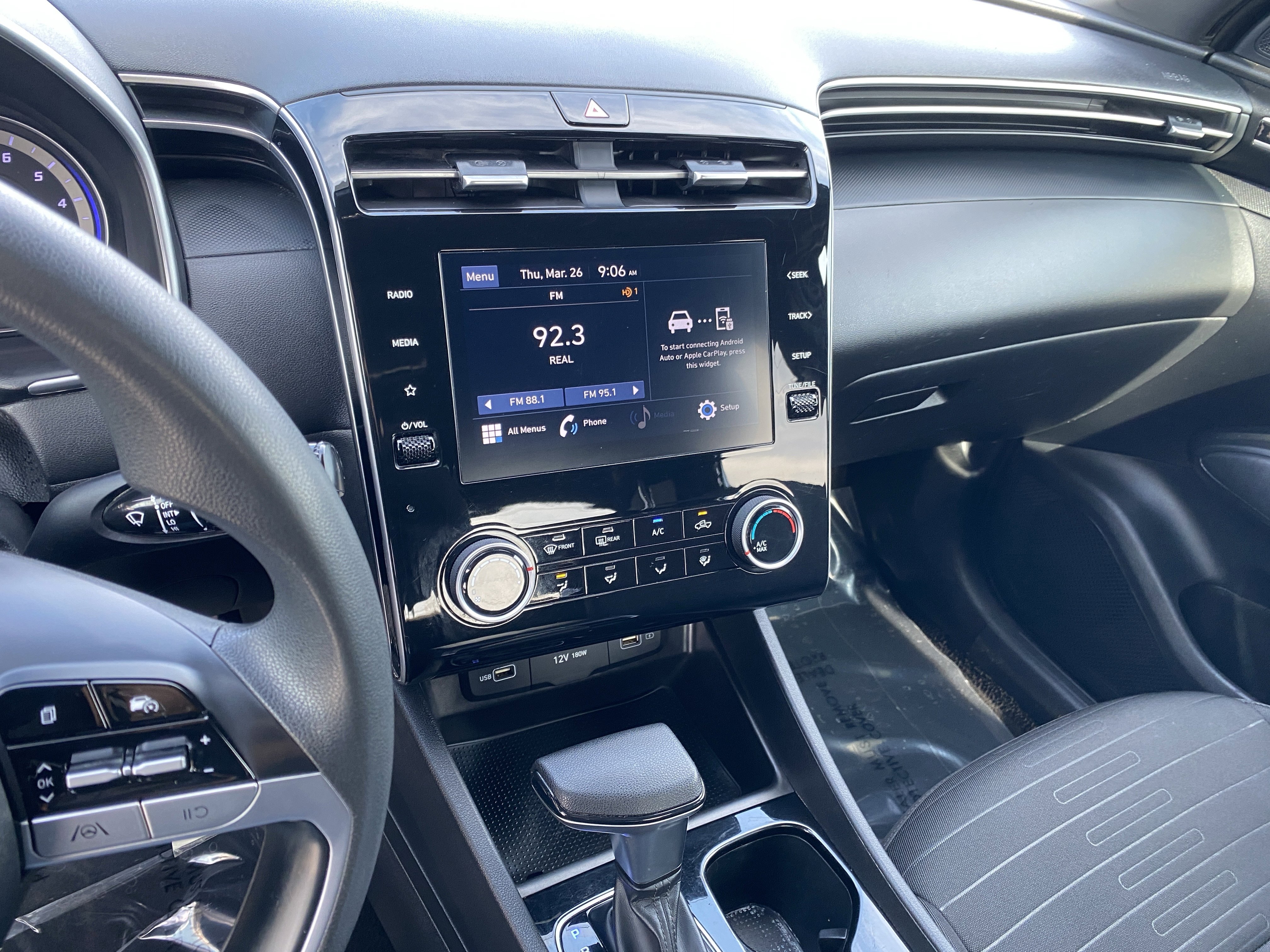 Used 2023 Hyundai Santa Cruz SE image 17