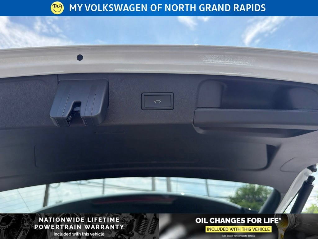 New 2026 Volkswagen Atlas SEL Premium R-Line AWD/4WD image 25