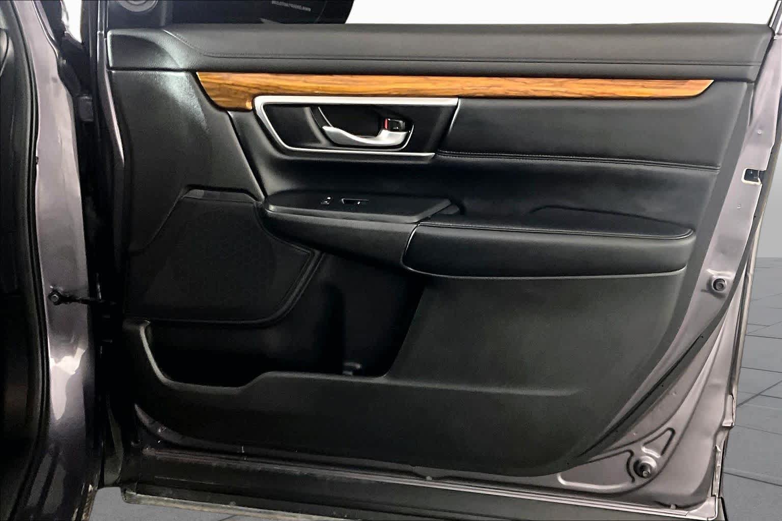 Used 2021 Honda CR-V Touring image 21