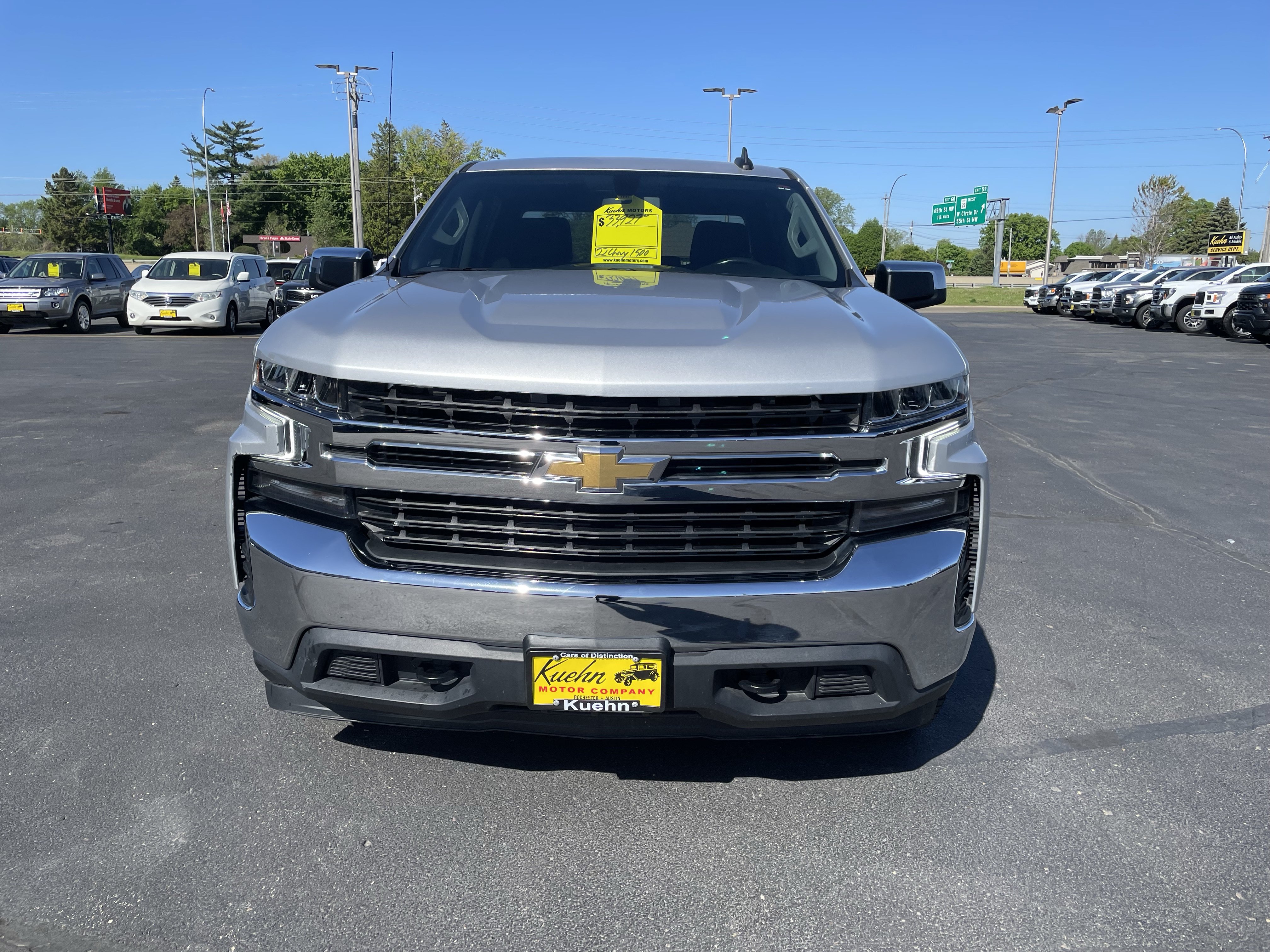 Used 2022 Chevrolet Silverado 1500 LT w/ Bed Protection Package AWD/4WD image 3