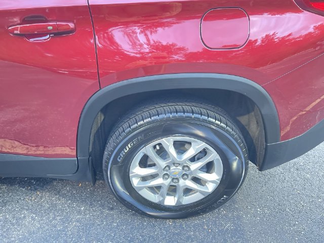 Certified 2021 Chevrolet Traverse LT FWD image 31