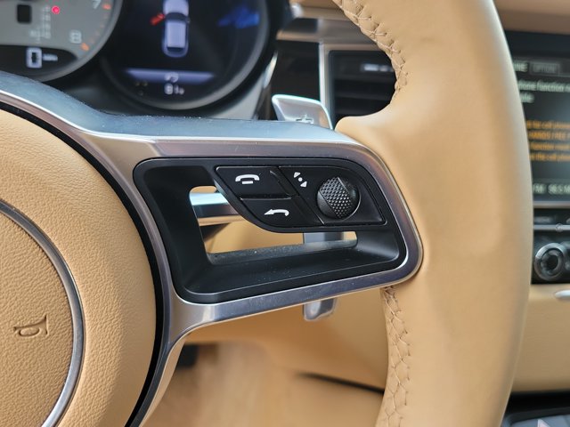 Certified 2016 Porsche Macan S AWD/4WD image 30
