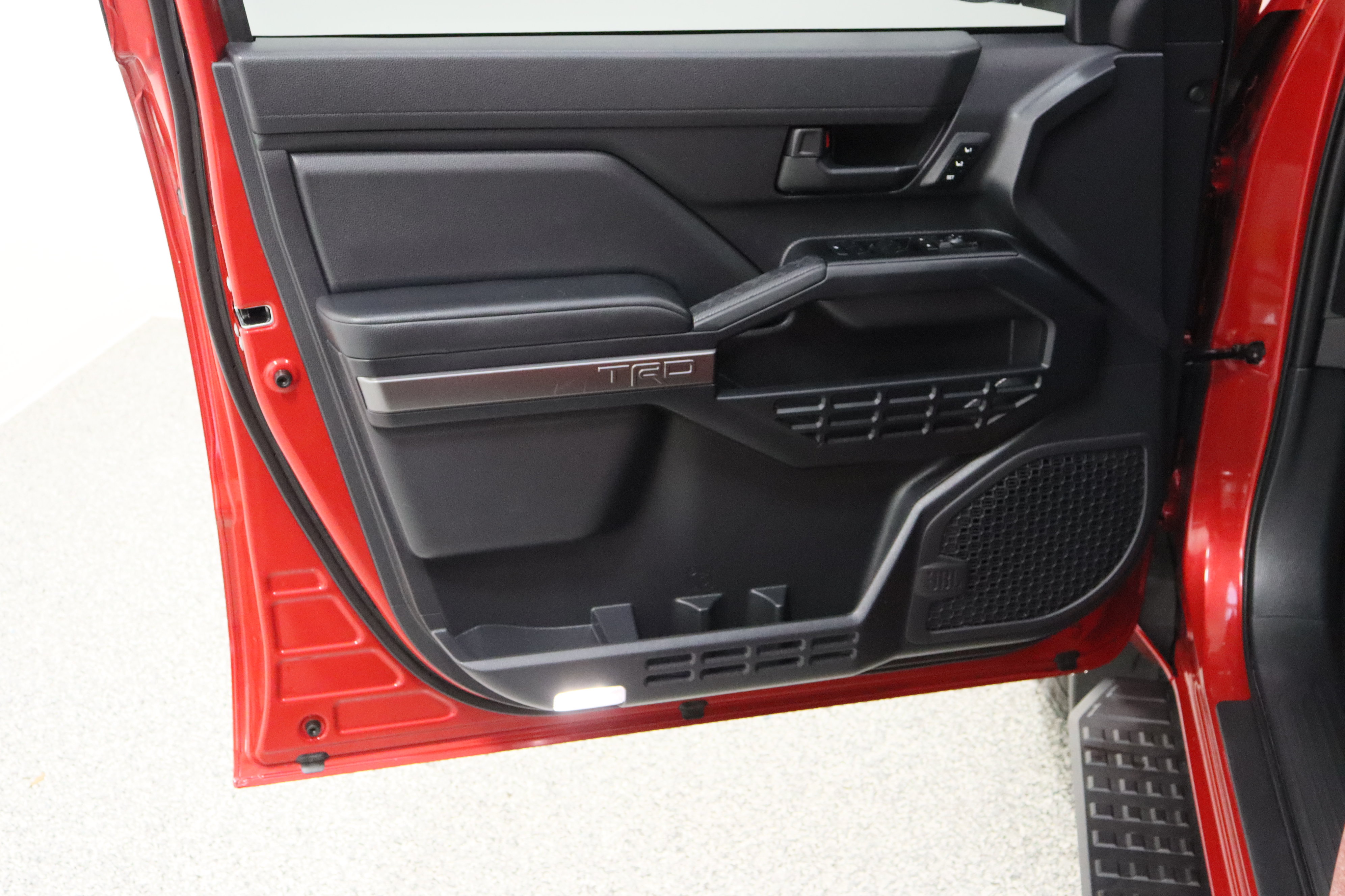 Certified 2025 Toyota 4Runner TRD Off-Road Premium w/ Tow Technology Package AWD/4WD image 12