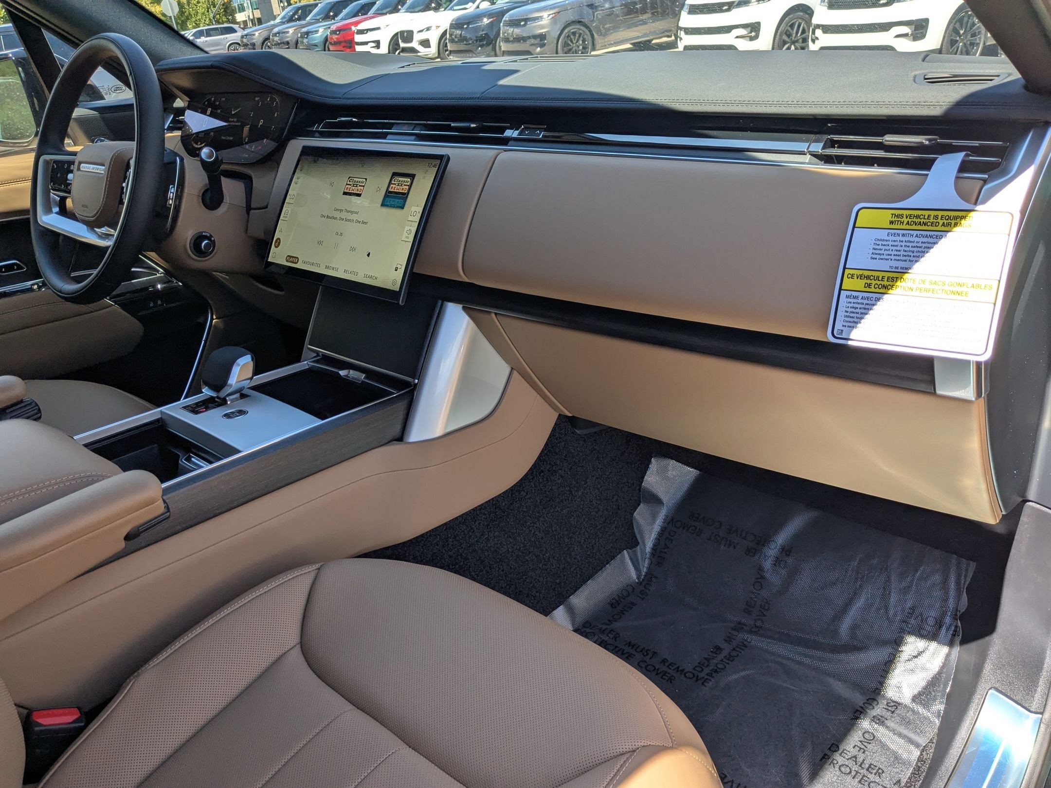 New 2026 Land Rover Range Rover SE AWD/4WD image 33