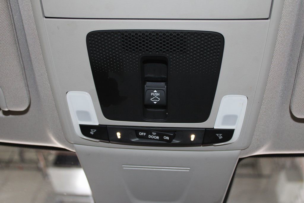 Used 2022 Honda Civic Touring image 39