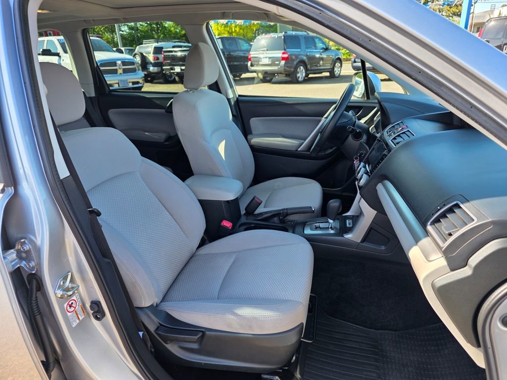 Used 2018 Subaru Forester 2.5i Premium image 23