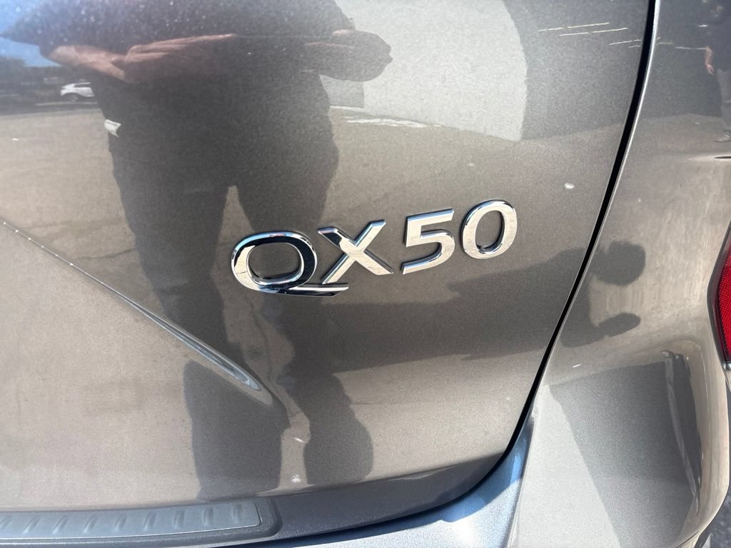 Used 2021 INFINITI QX50 Essential w/ Convenience Package FWD image 25