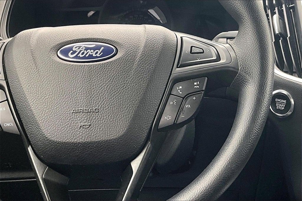 Used 2022 Ford Edge SE w/ Black Appearance Package image 19