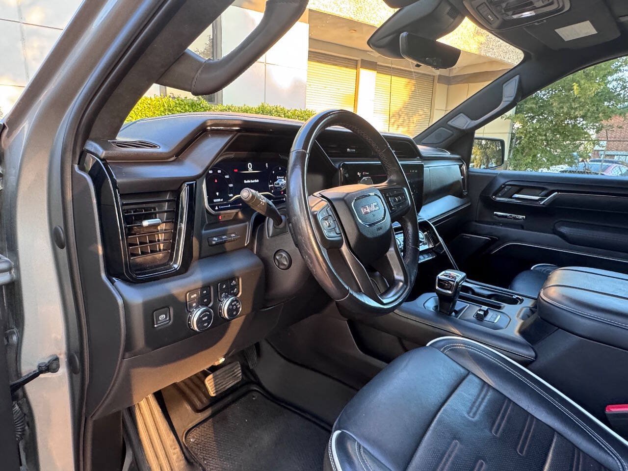 Used 2023 GMC Sierra 1500 AT4X AWD/4WD image 18