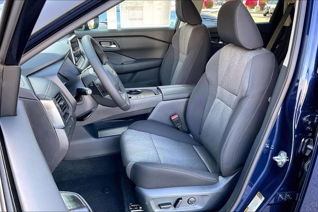 New 2026 Nissan Rogue SV image 7