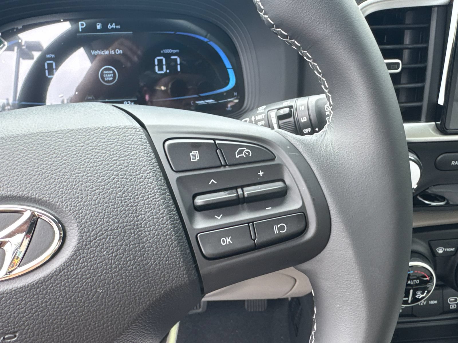 New 2026 Hyundai Venue SEL FWD image 27