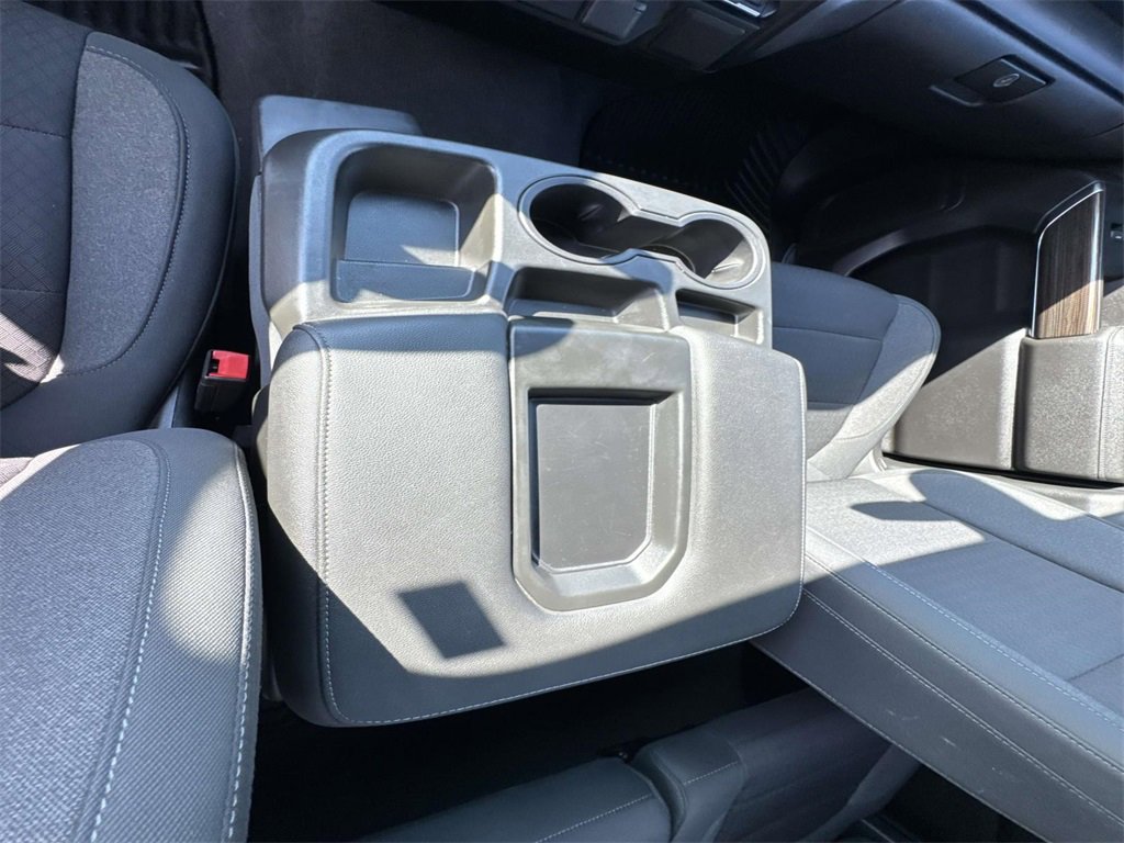 Used 2022 Chevrolet Silverado 1500 LT image 39