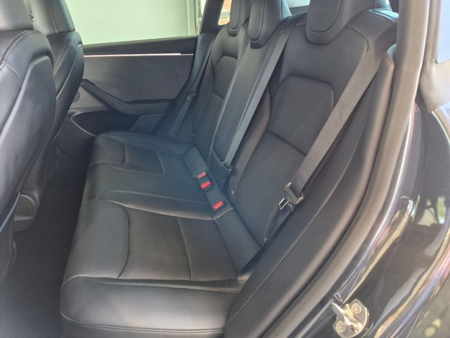 Used 2024 Tesla Model 3 Long Range RWD image 18