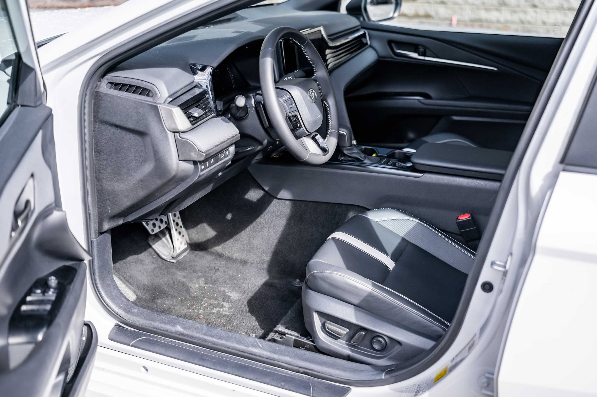 Certified 2025 Toyota Camry SE image 24
