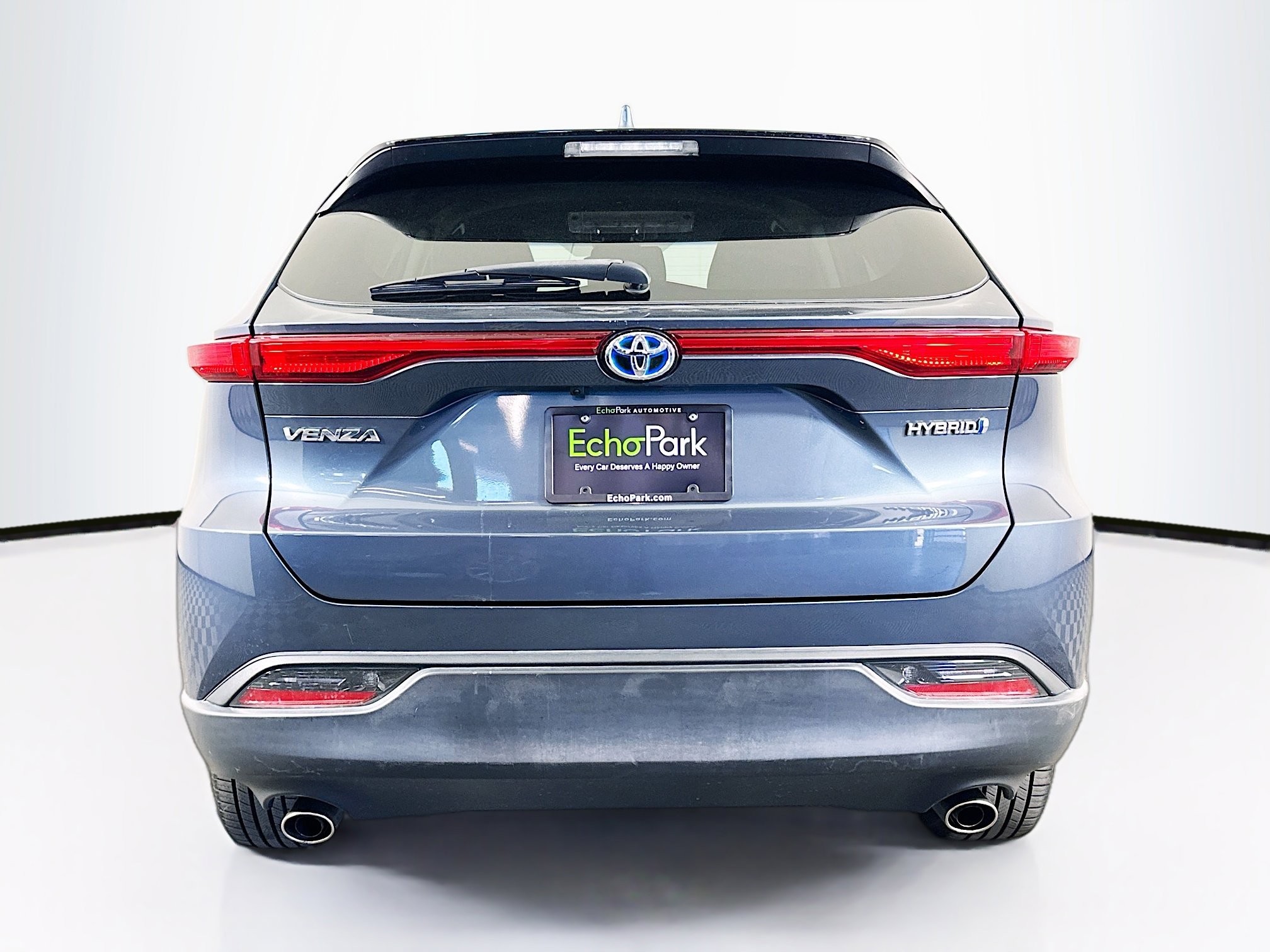 Used 2021 Toyota Venza LE w/ Carpet Mat Package (TMS) AWD/4WD image 7