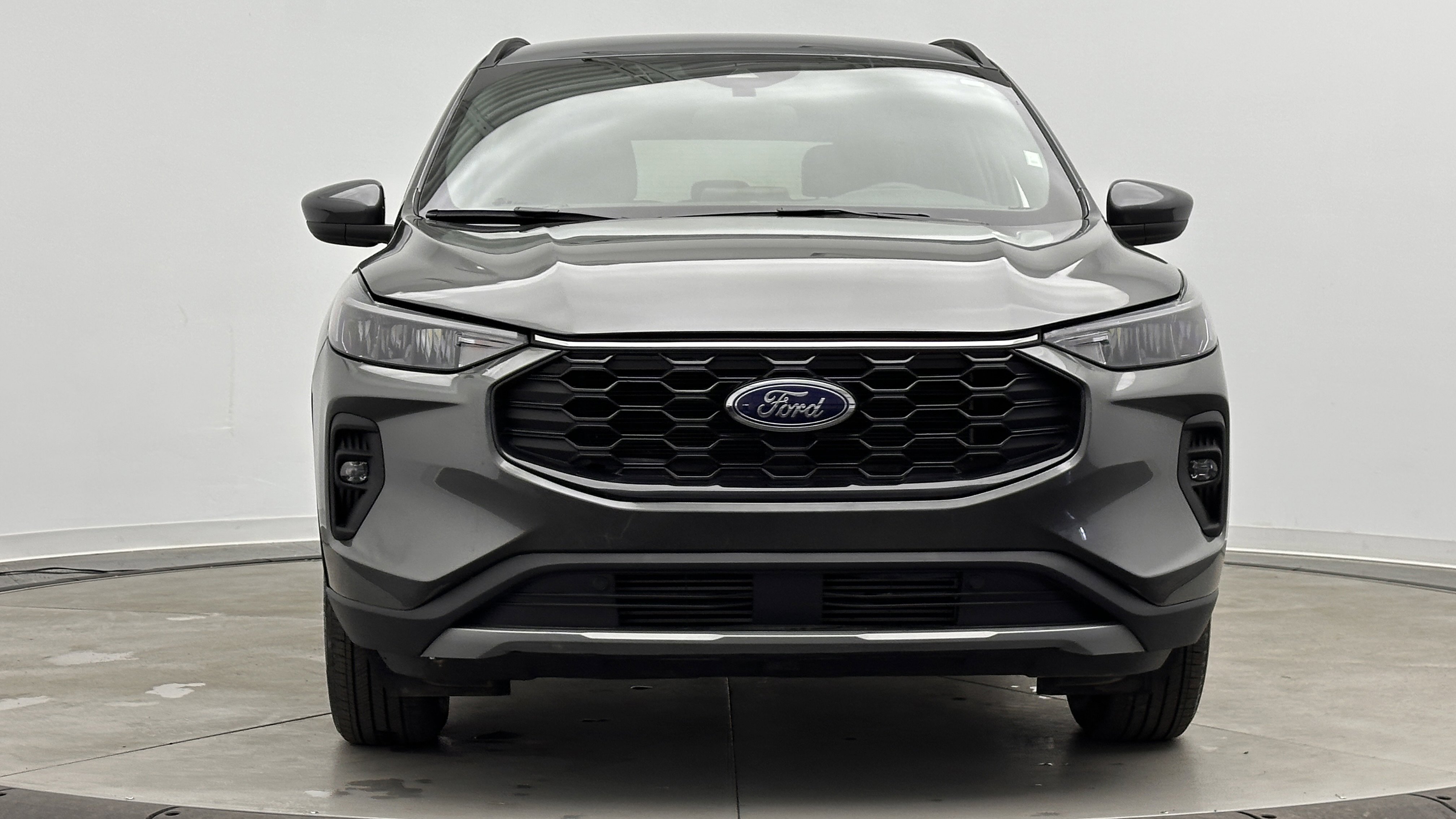 Used 2025 Ford Escape ST-Line Select AWD/4WD image 2