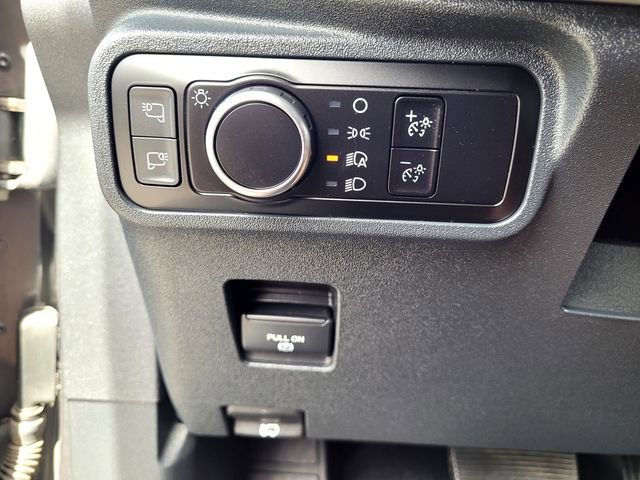 Used 2023 Ford Bronco Badlands image 15