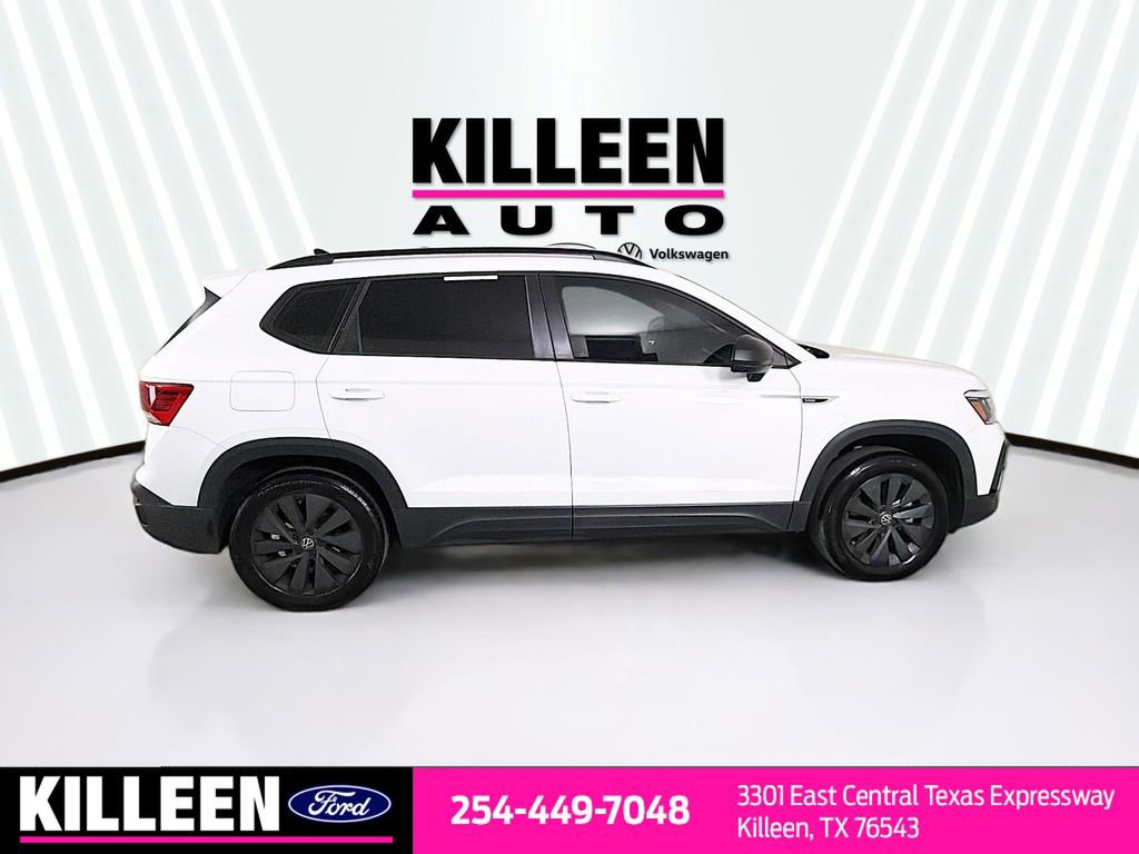 Used 2024 Volkswagen Taos S image 9