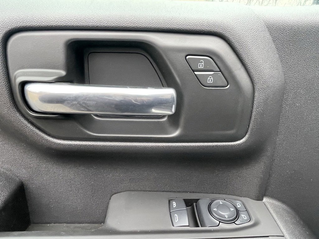 Used 2025 Chevrolet Silverado 1500 W/T w/ WT Value Package image 23