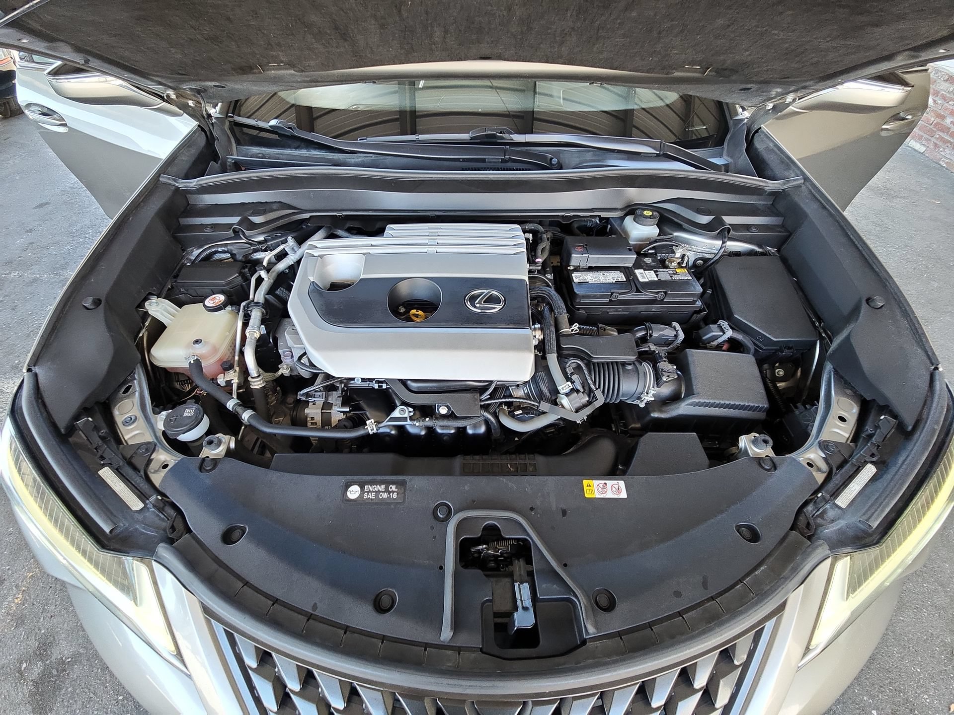 Used 2019 Lexus UX 200 w/ Accessory Package FWD image 18