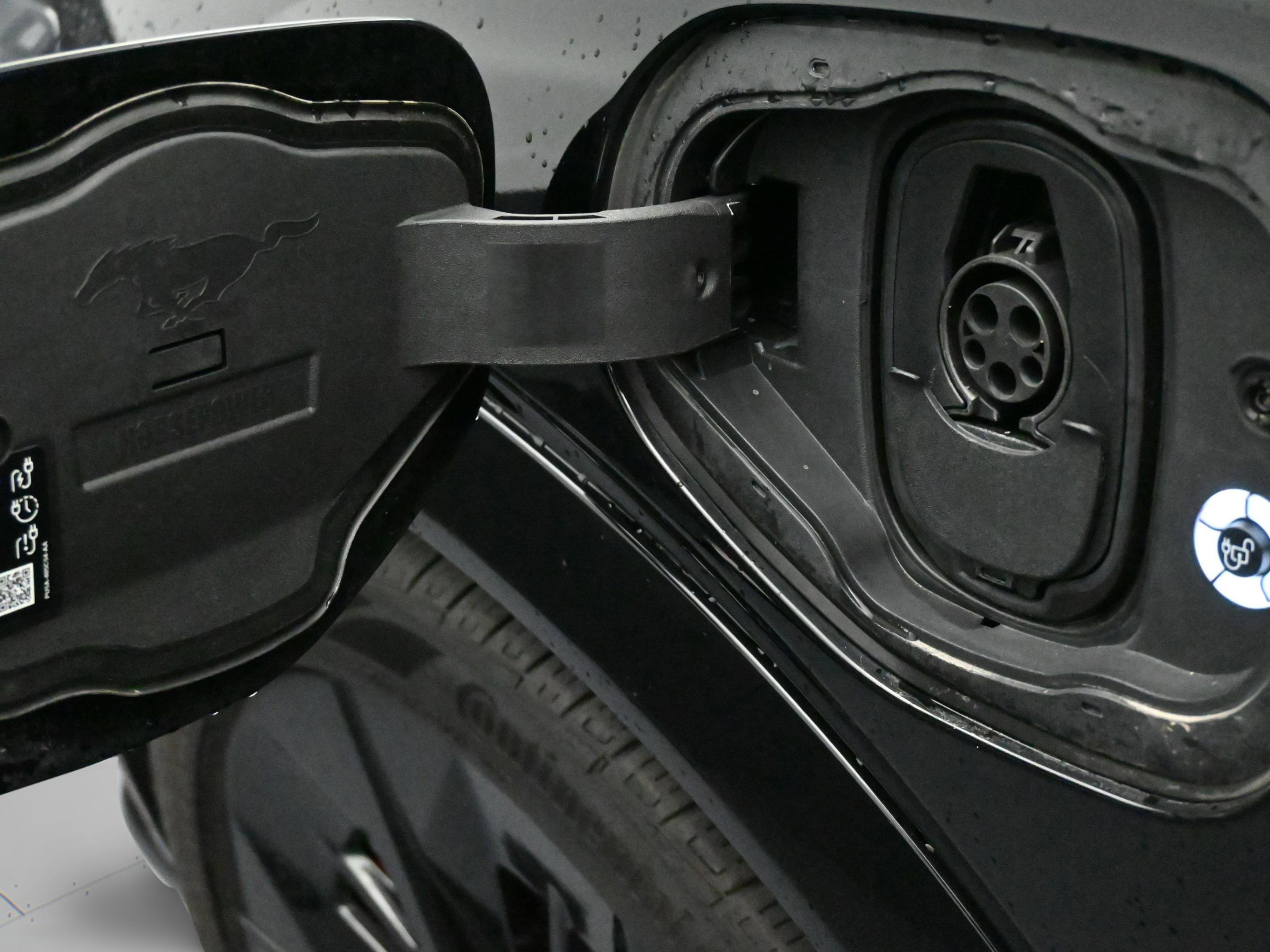 Used 2025 Ford Mustang Mach-E GT image 11