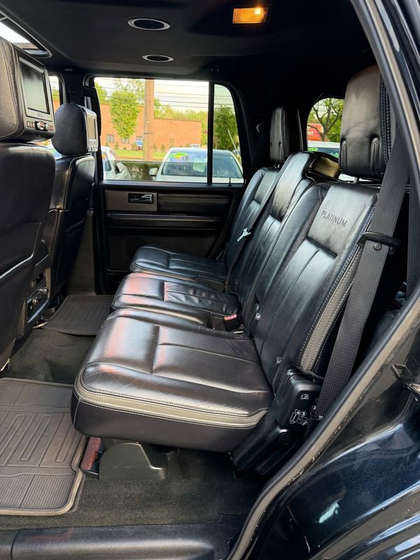 Used 2016 Ford Expedition Platinum AWD/4WD image 10