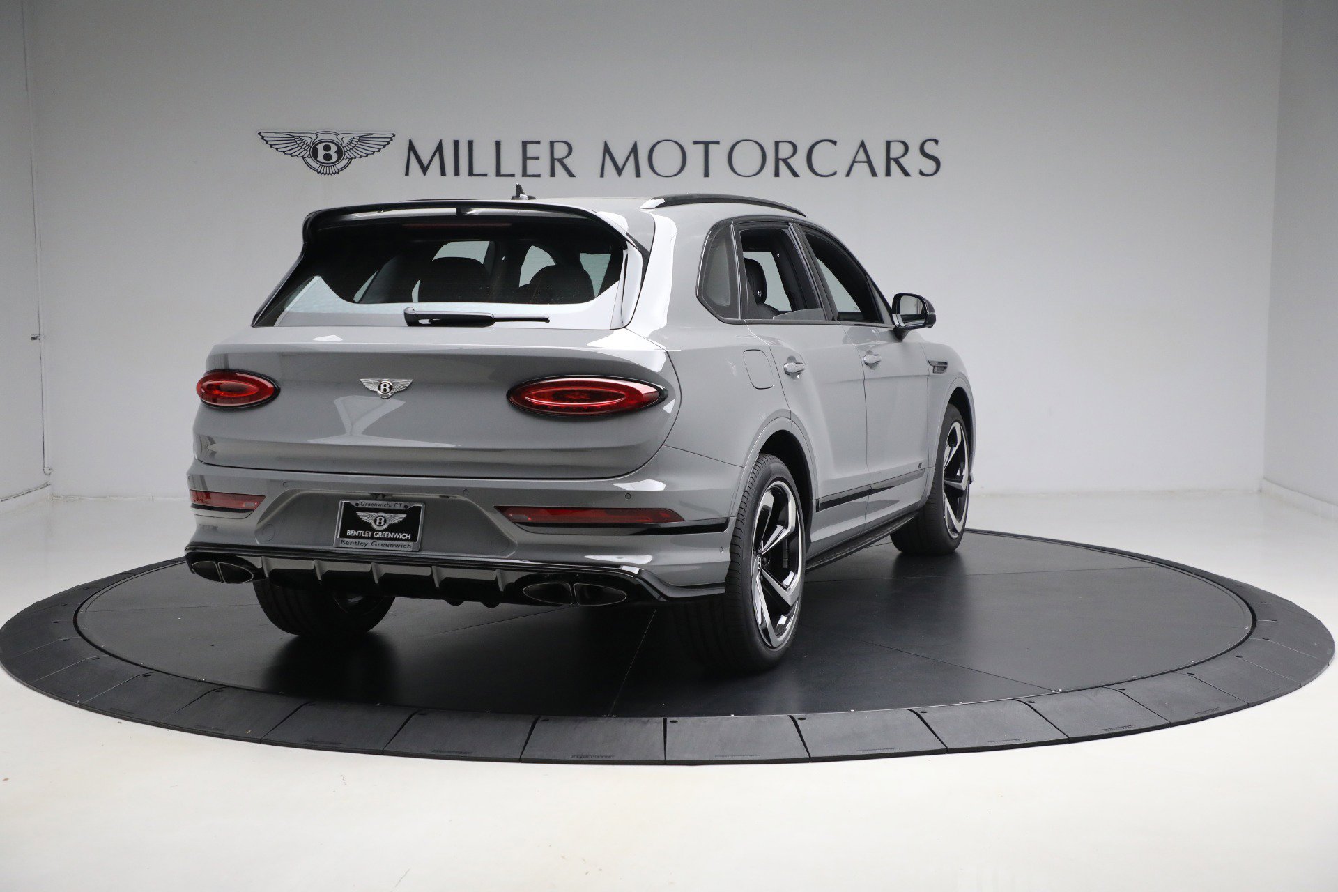 New 2024 Bentley Bentayga image 7