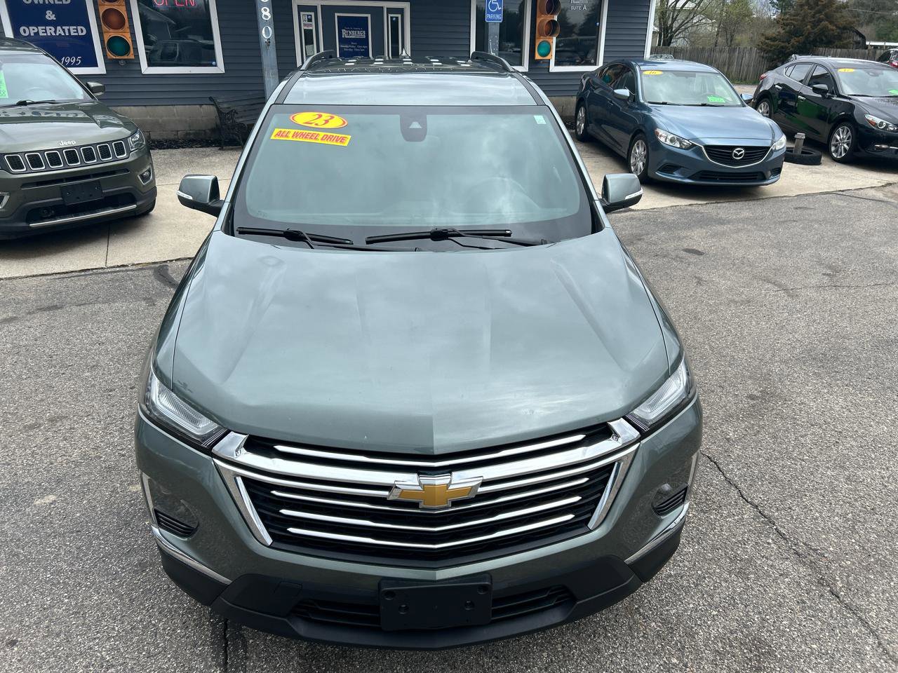 Used 2023 Chevrolet Traverse LT w/ LPO, Floor Liner Package AWD/4WD image 7