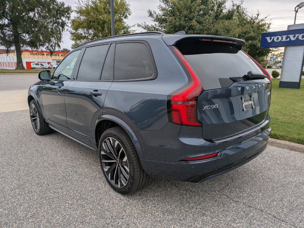 New 2027 Volvo XC90 T8 Ultra AWD/4WD image 4