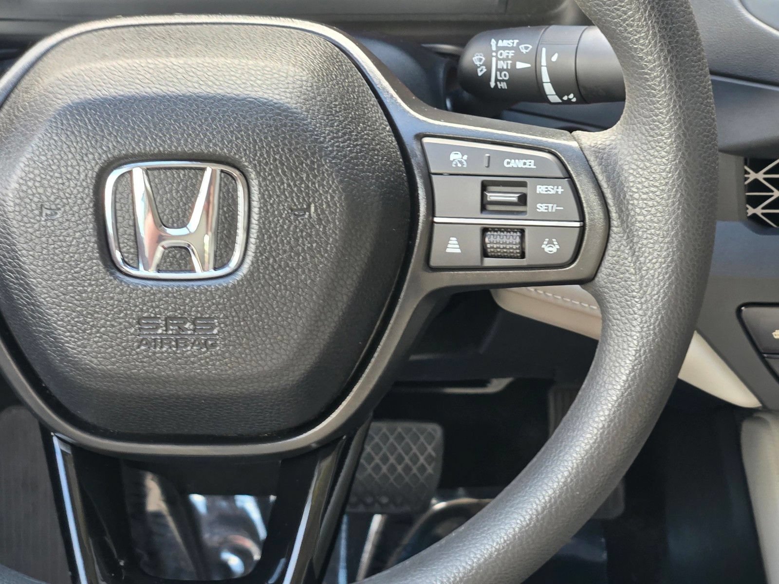 Used 2025 Honda Accord SE image 16