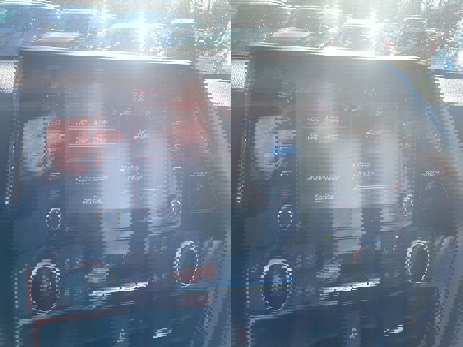 Used 2021 Toyota Highlander XLE image 16