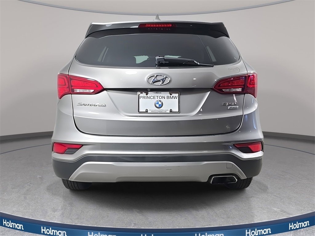 Used 2017 Hyundai Santa Fe Sport image 7