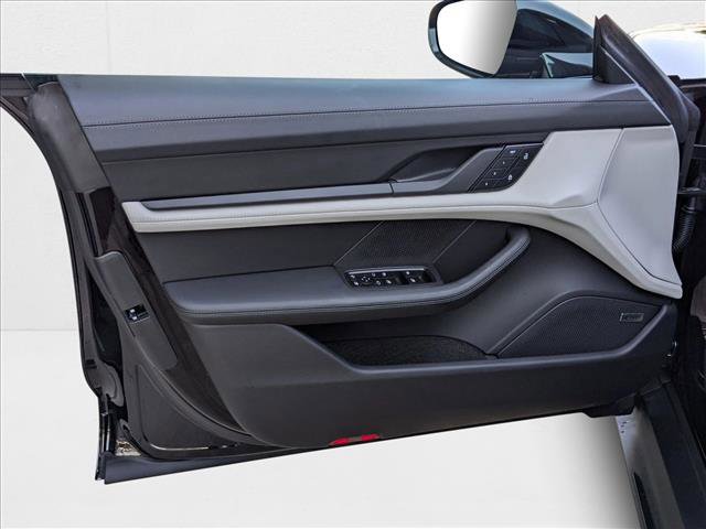 New 2025 Porsche Taycan GTS AWD/4WD image 13