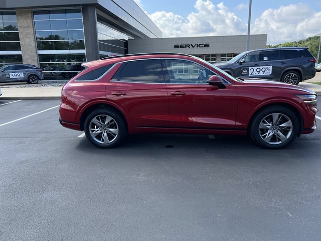 Used 2024 Genesis GV70 3.5T Sport AWD/4WD image 2
