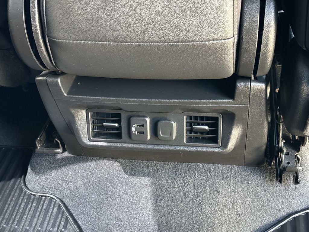 Used 2021 Chevrolet Silverado 3500 LTZ w/ Gooseneck/5TH Wheel Package image 14