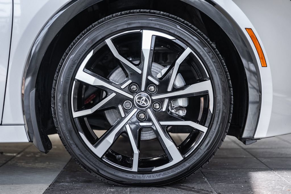 Used 2023 Toyota Prius Prime Premium image 17