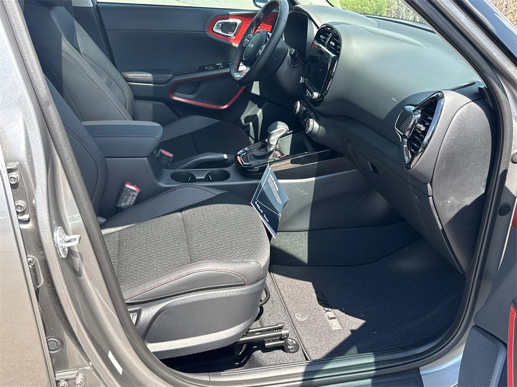 New 2025 Kia Soul GT-Line image 13