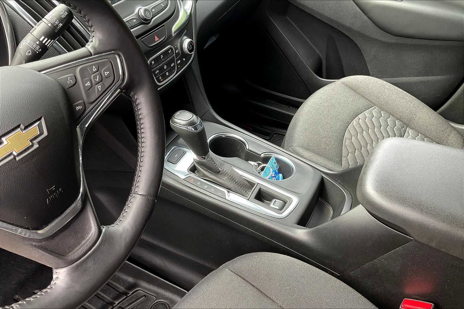 Used 2020 Chevrolet Equinox LT image 20